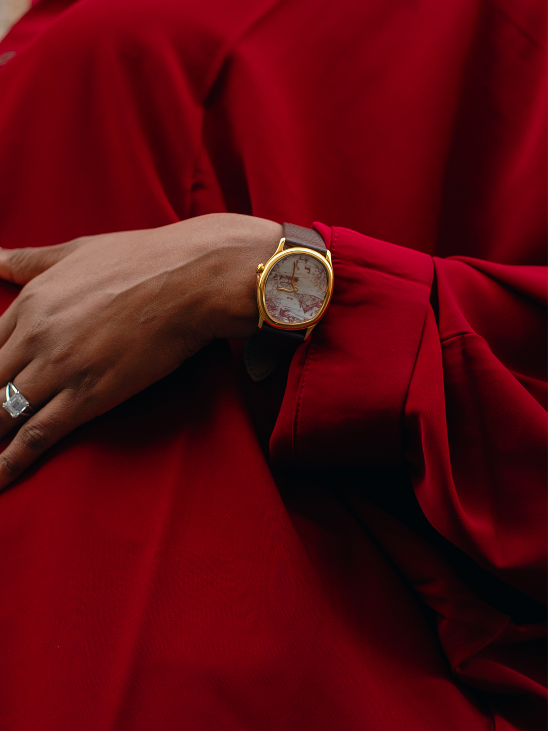Reinterpreting the Familiar: Atomi Shine in Vogue