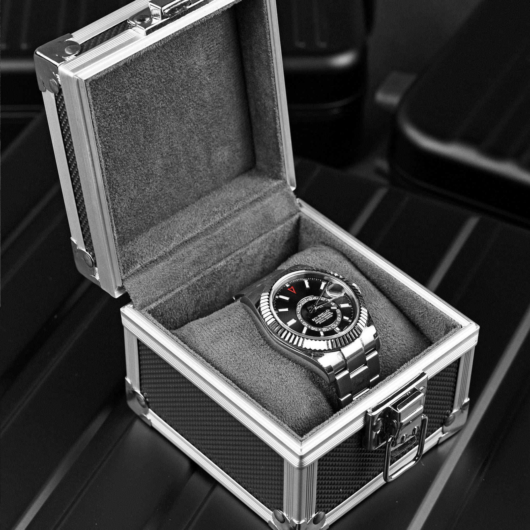 MINI SUITCASE WATCH CASE