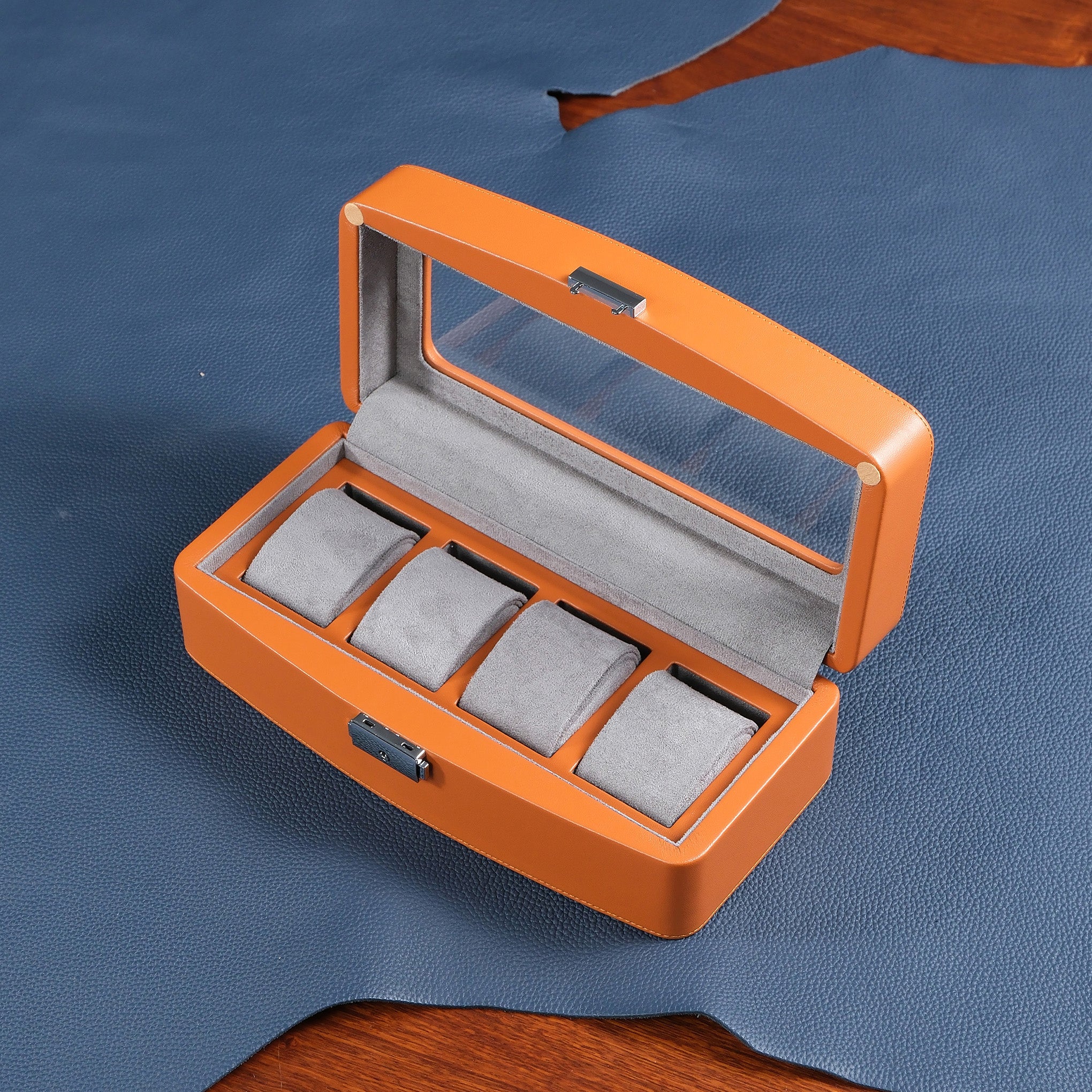 4-SLOT WATCH DISPLAY BOX