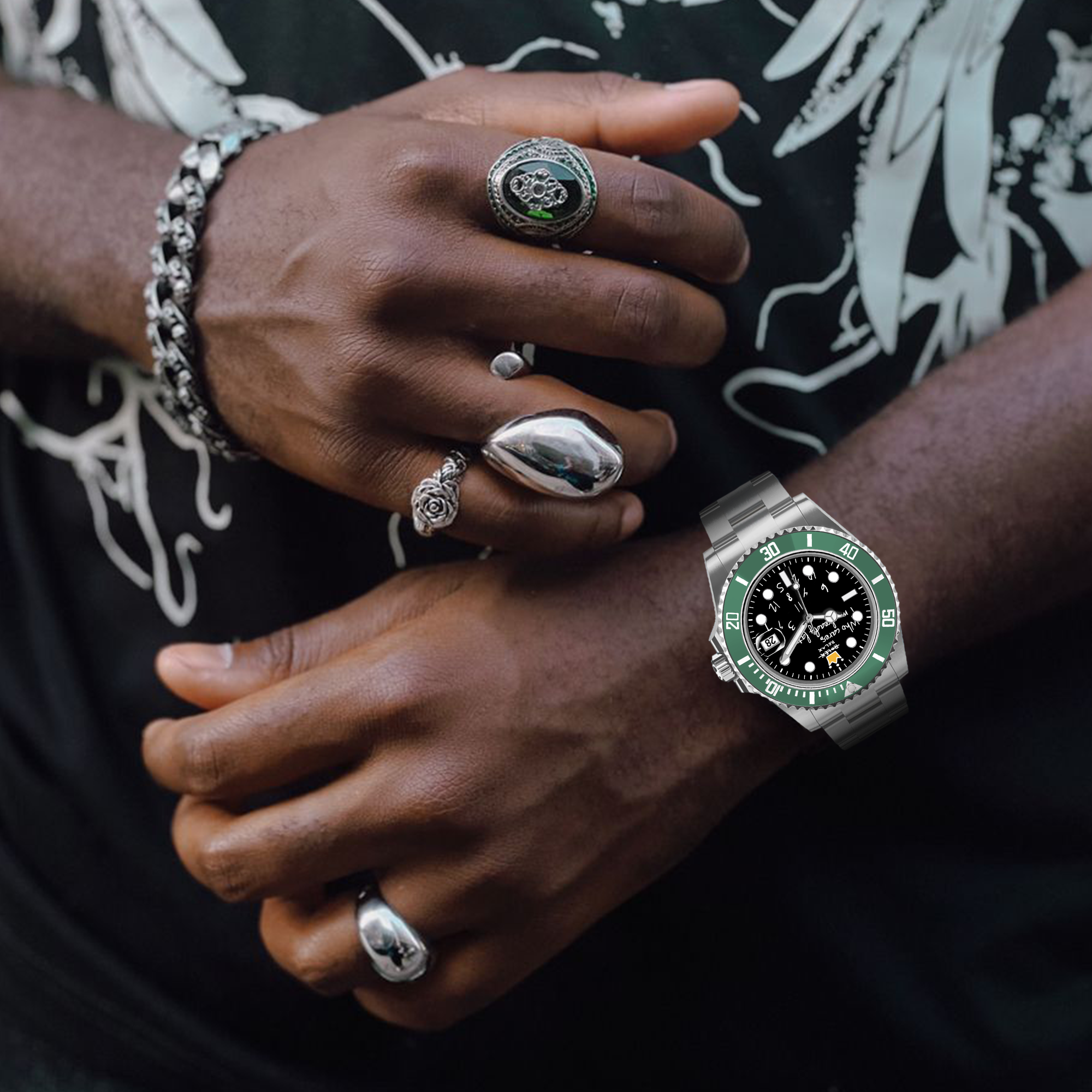 RELOJ CLÁSICO HYDROCORE