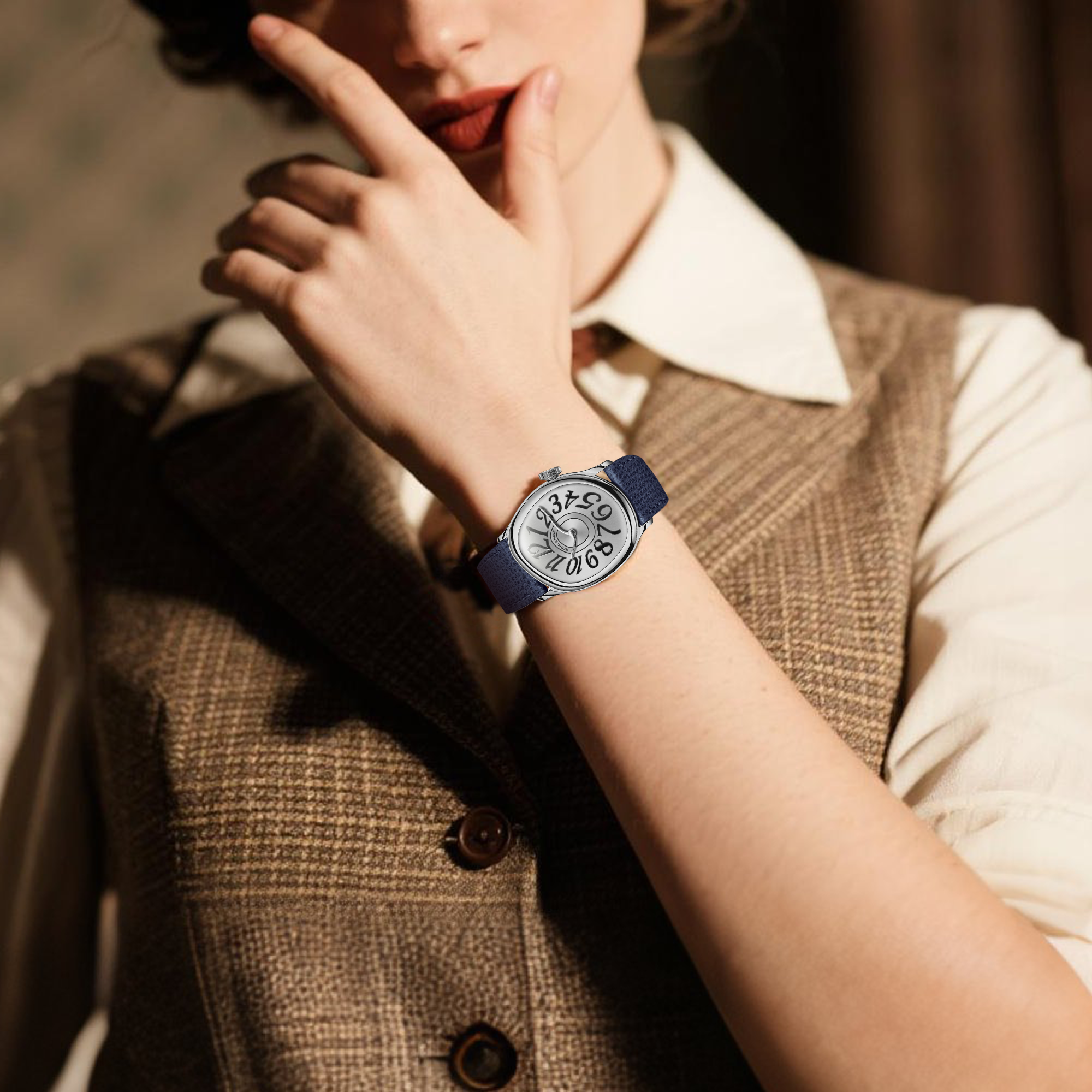 MONTRE CLASSIQUE ILLUSION