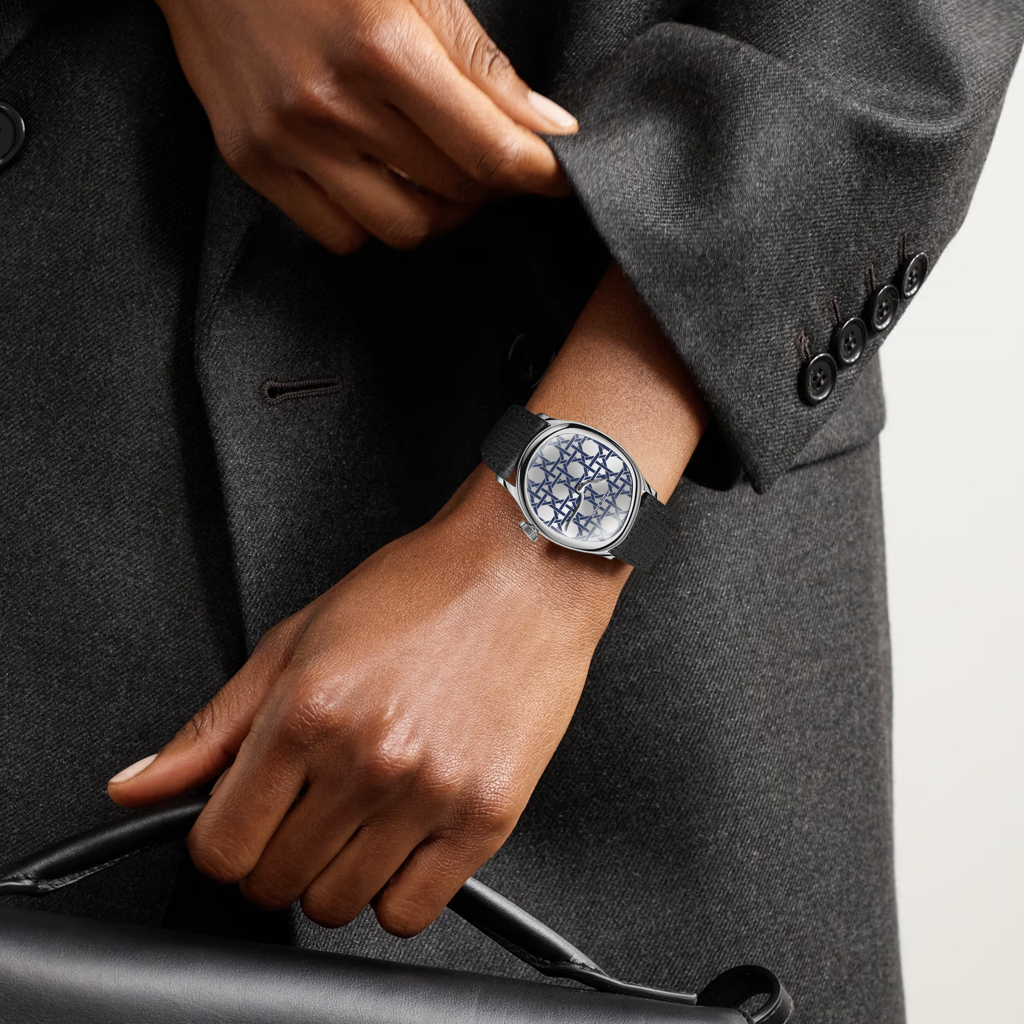 ILLUSION KLASSISCHE UHR