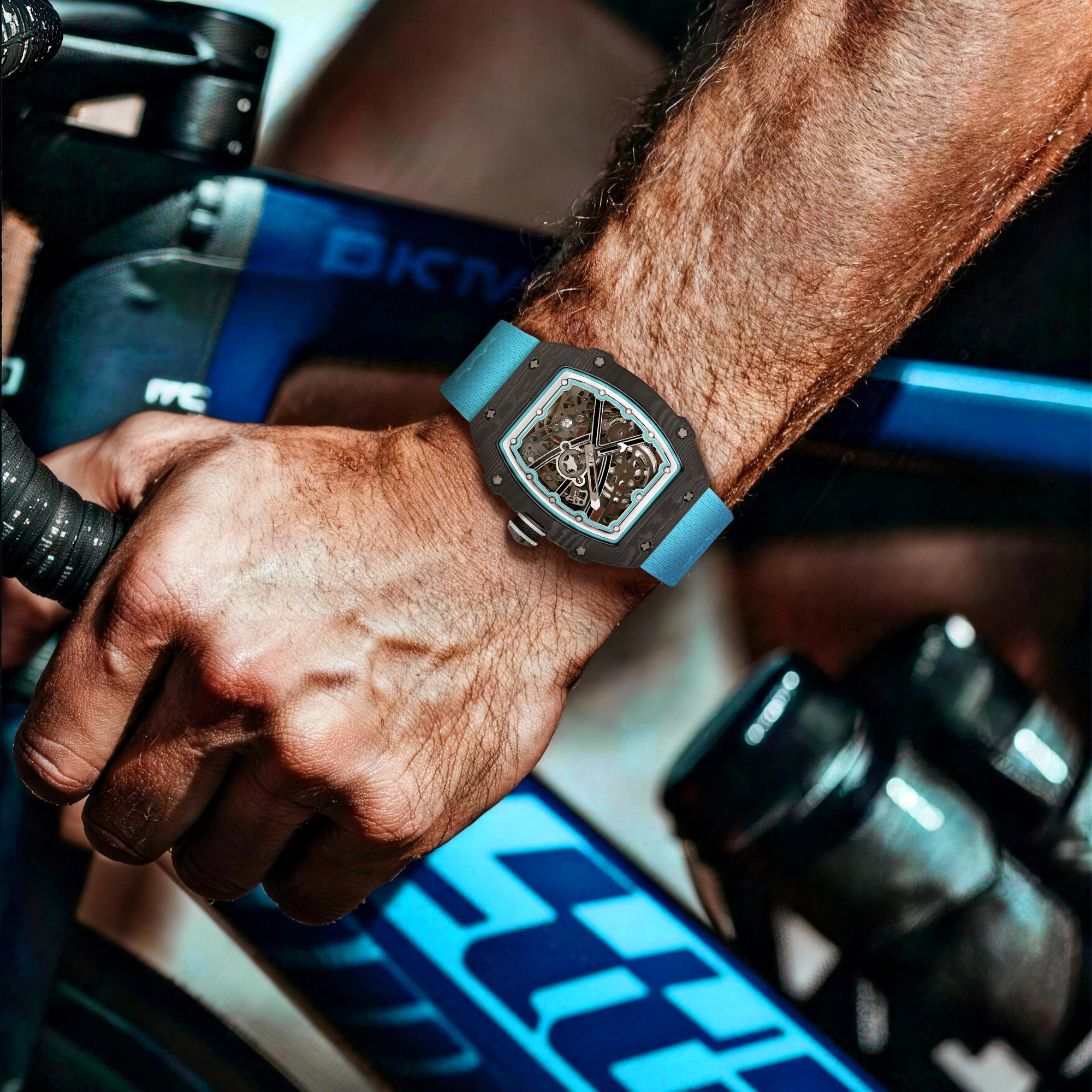 VOIDFRAME CARBON ENGINE WATCH