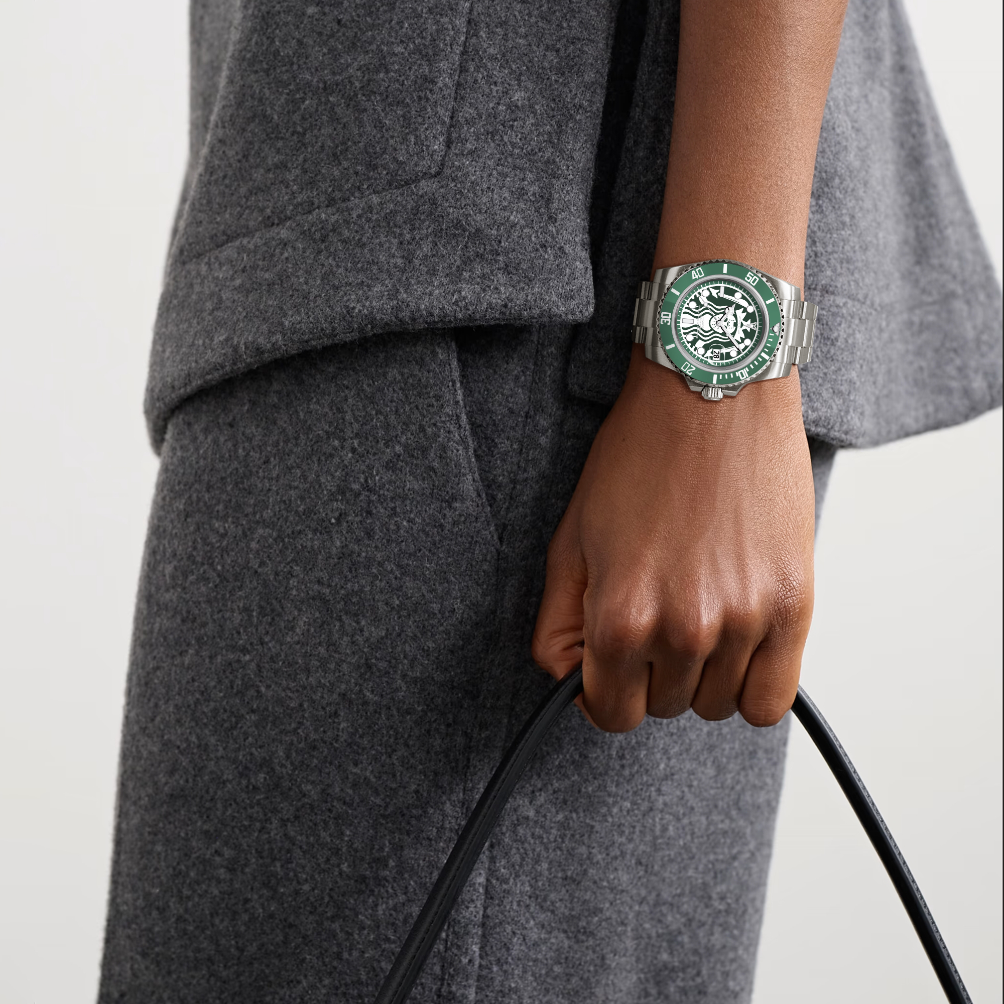 RELOJ CLÁSICO HYDROCORE