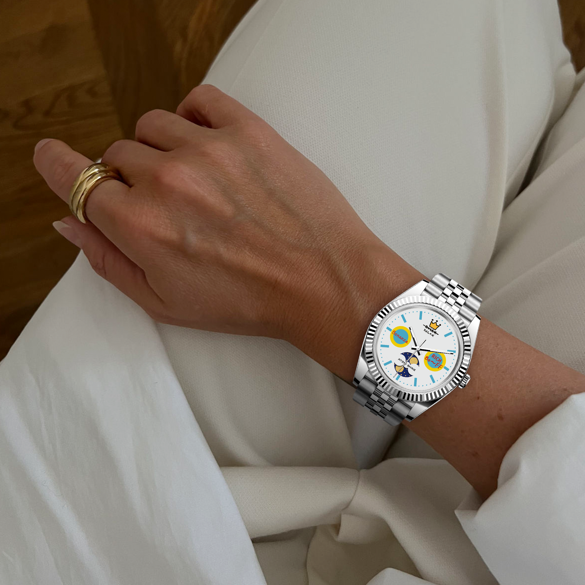 EONDATE MAXI MOON-PHASE WATCH