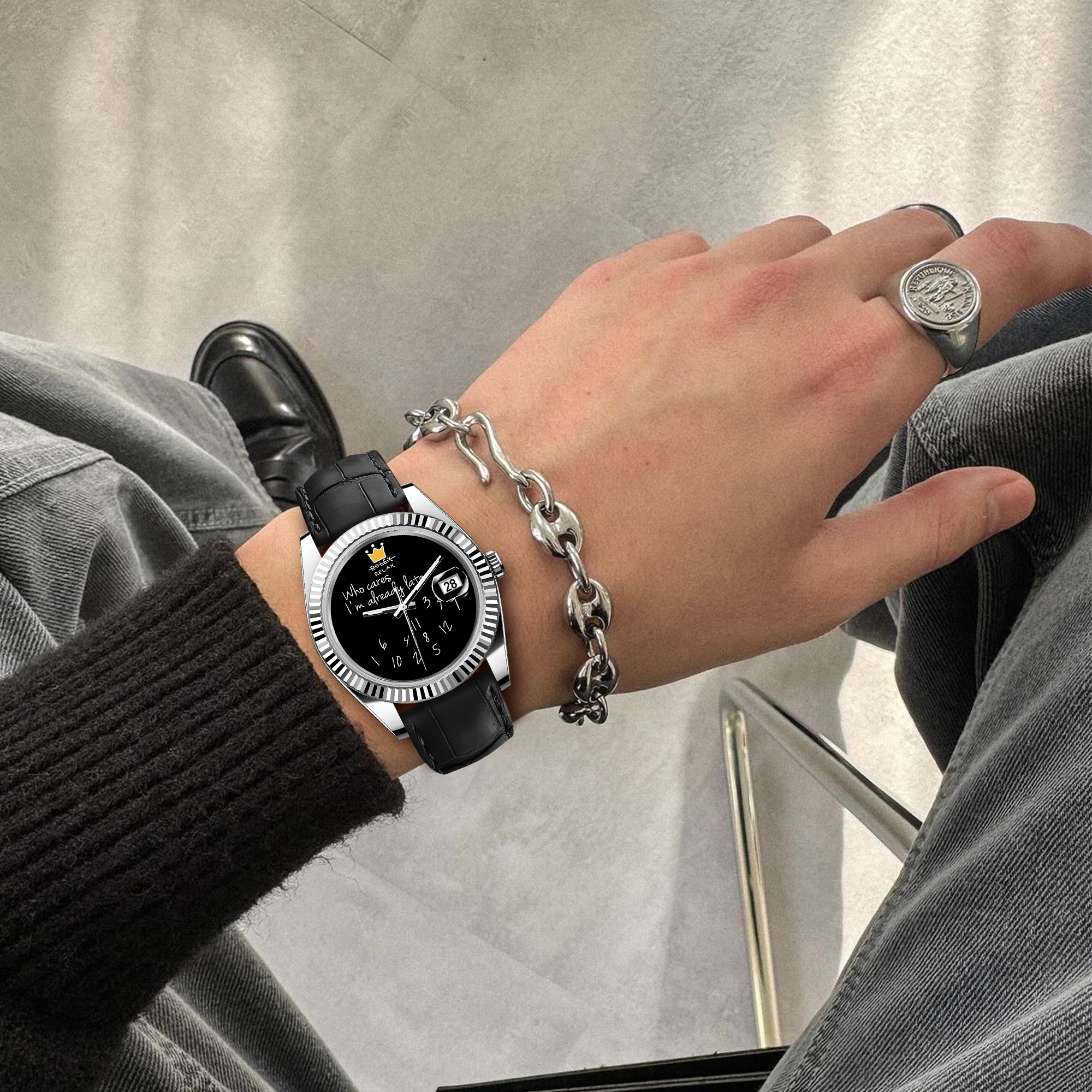 EONDATE MAXI CLASSIC WATCH