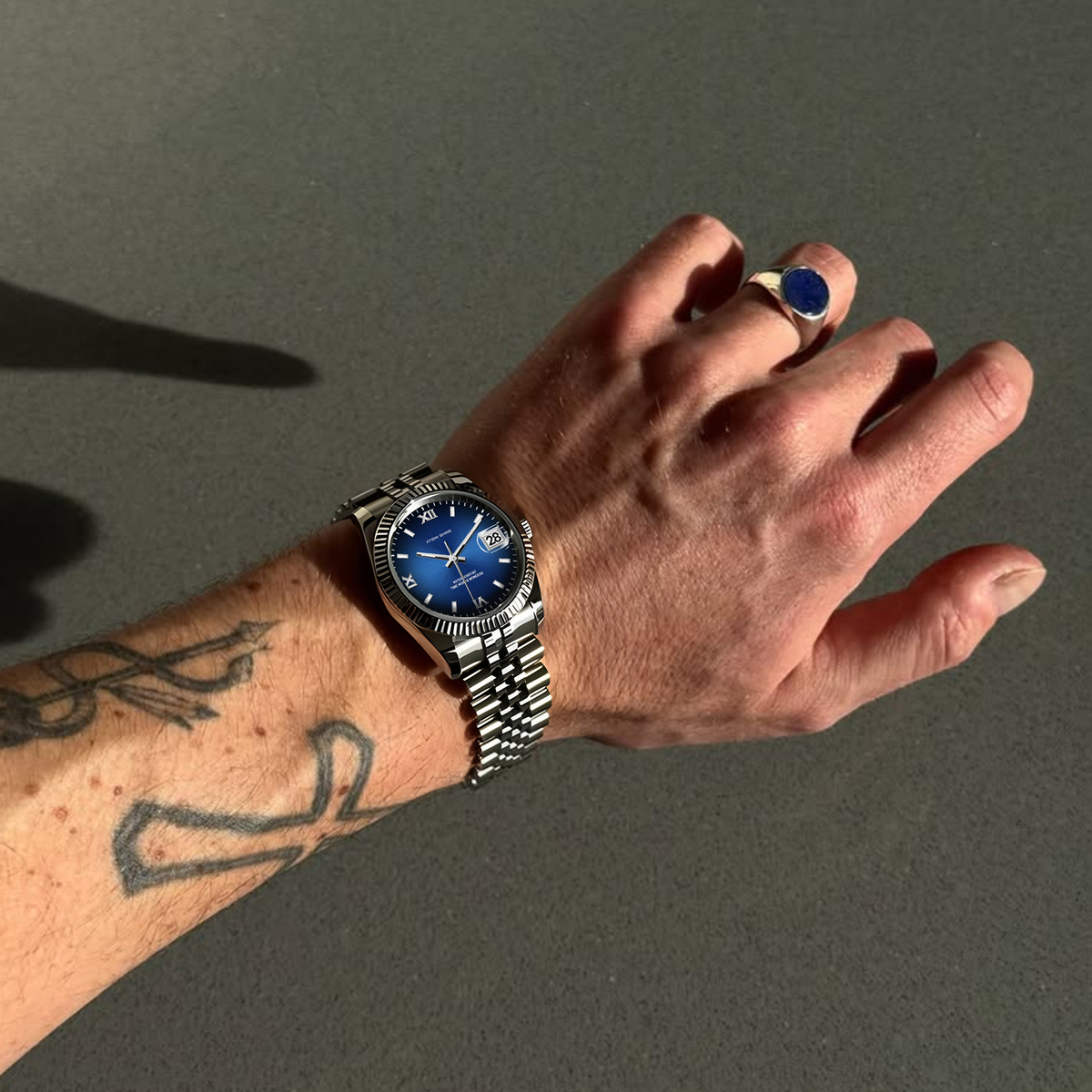 EONDATE CLASSIC WATCH