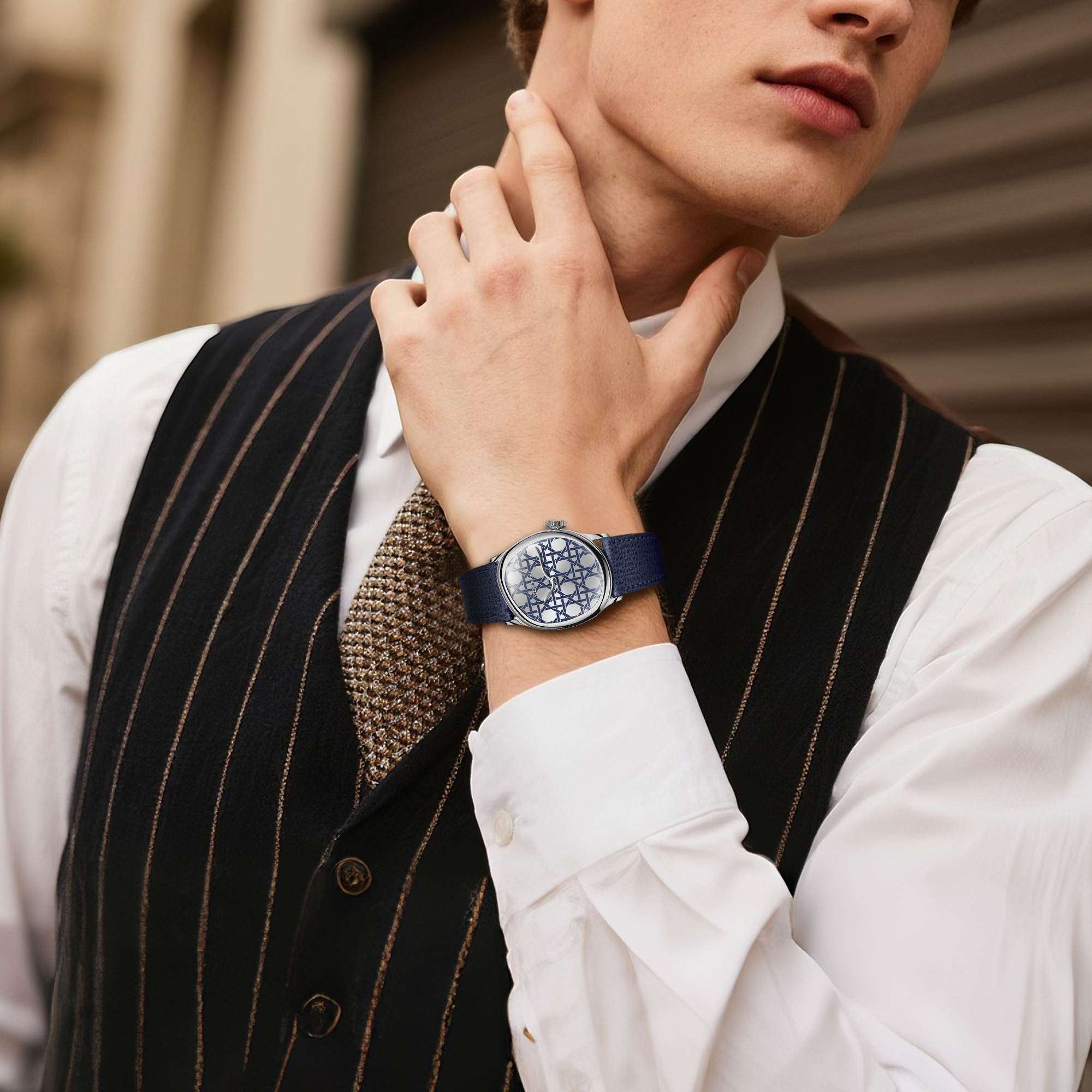 ILLUSION CLASSIC WATCH