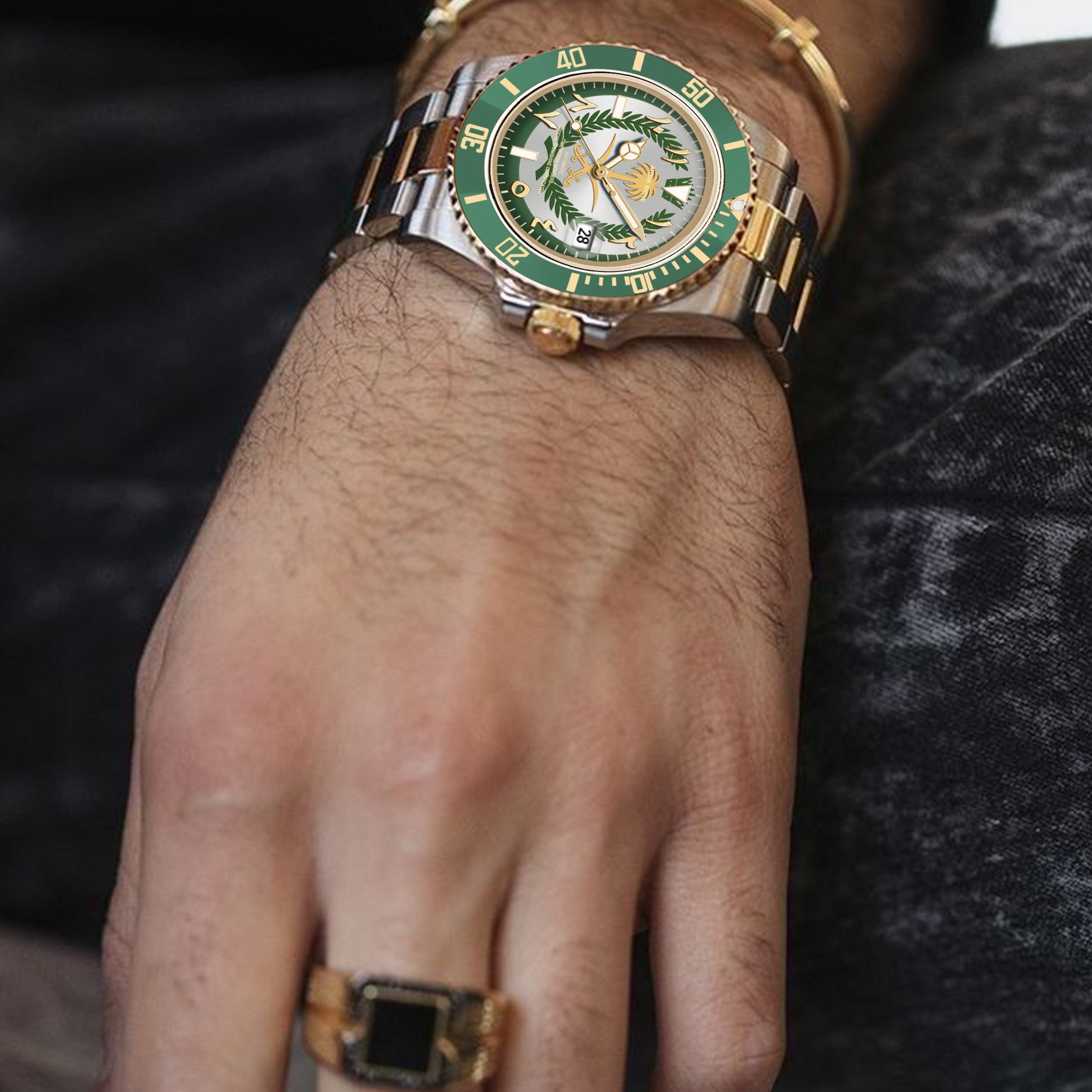RELOJ CLÁSICO HYDROCORE