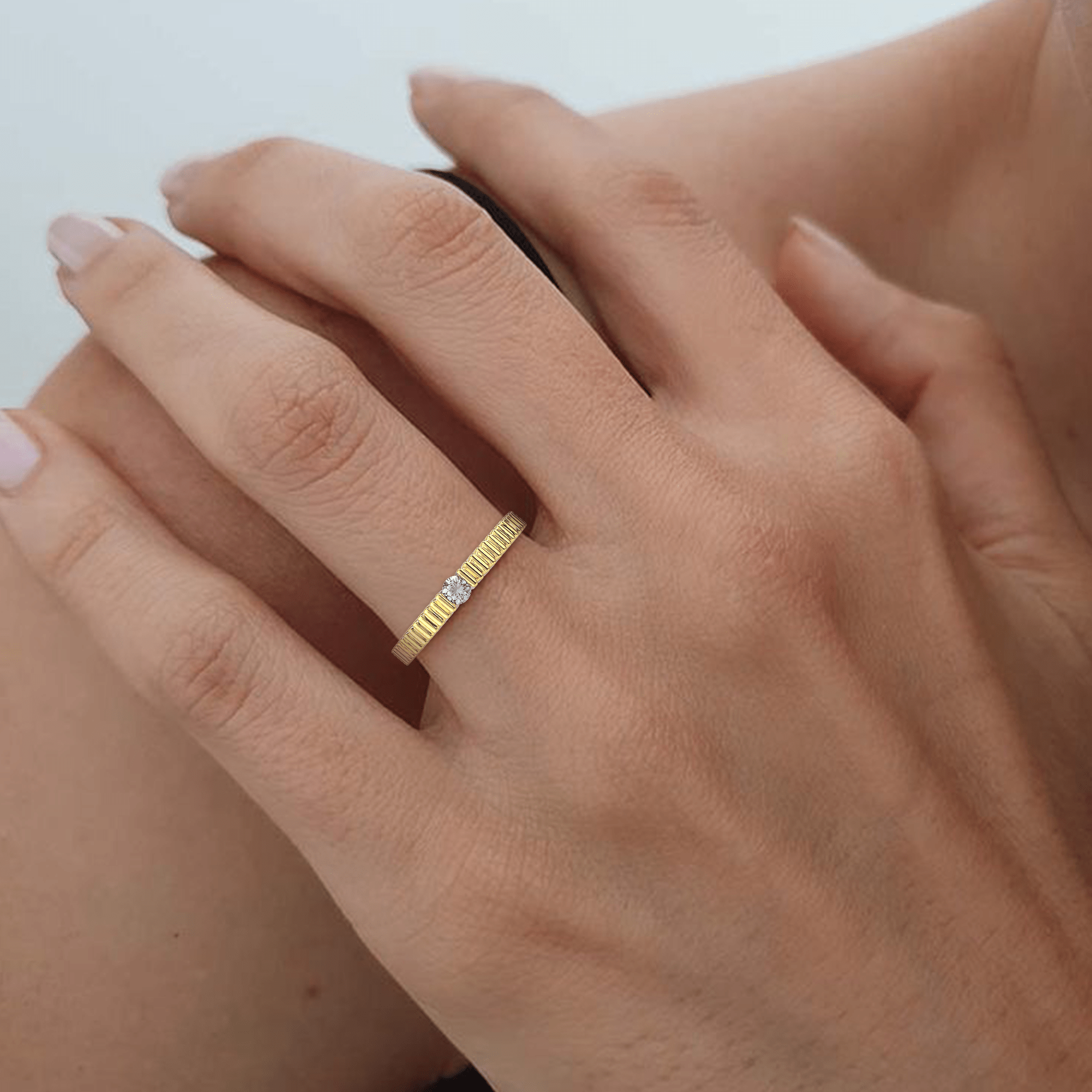 Textured Elegance Diamond Ring - White Diamond - ATOMI SHINE