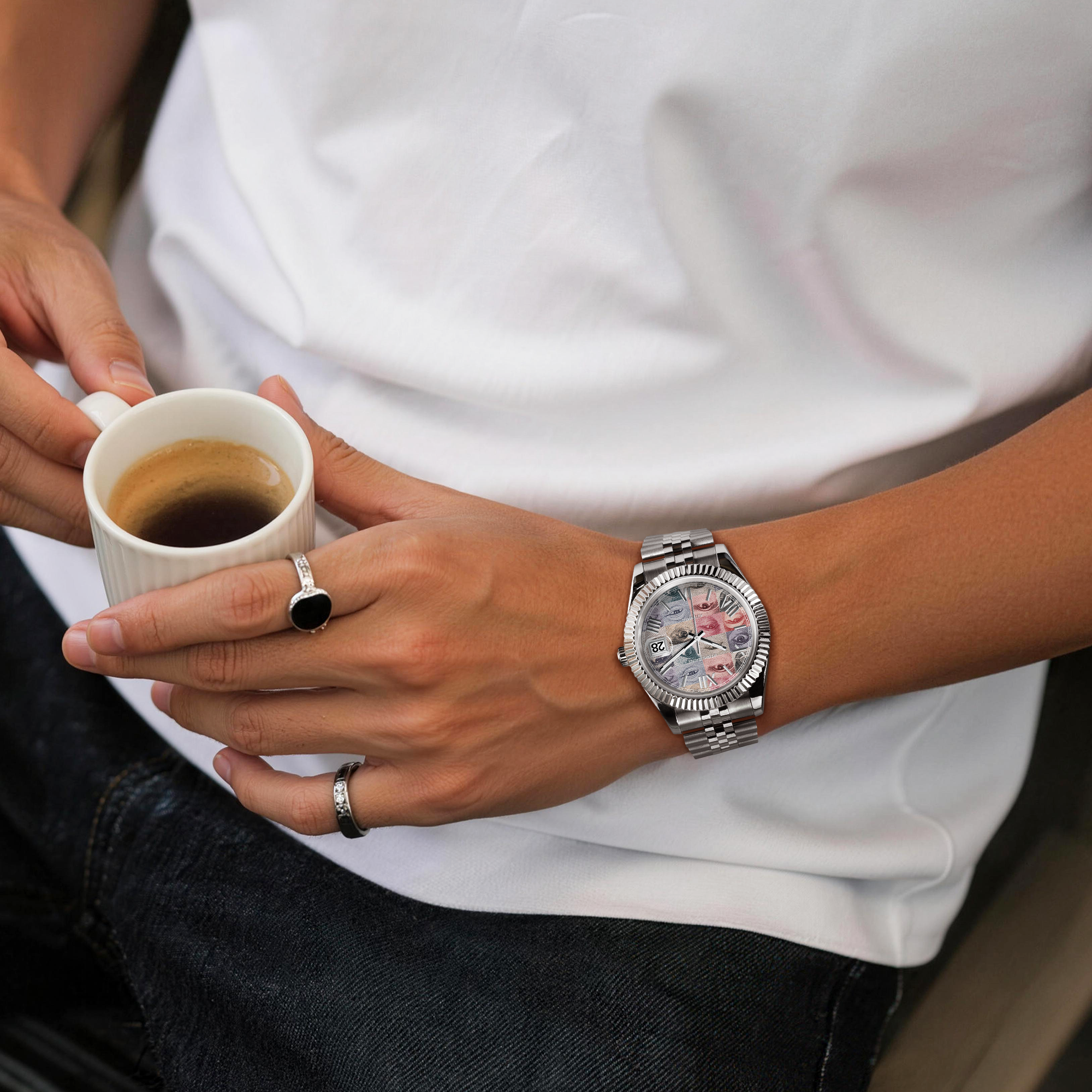 EONDATE MAXI CLASSIC WATCH