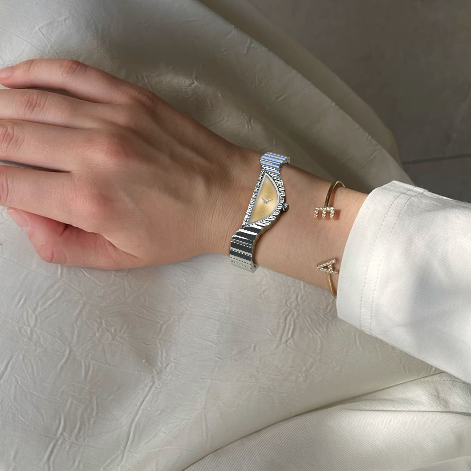 Montre classique First Quarter