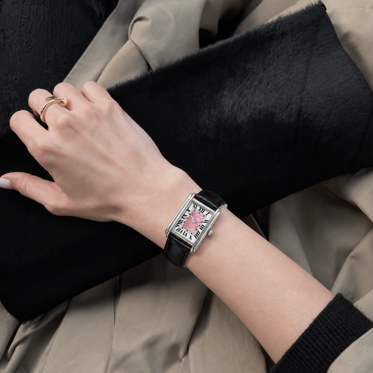 MICRO MONOLITH WATCH