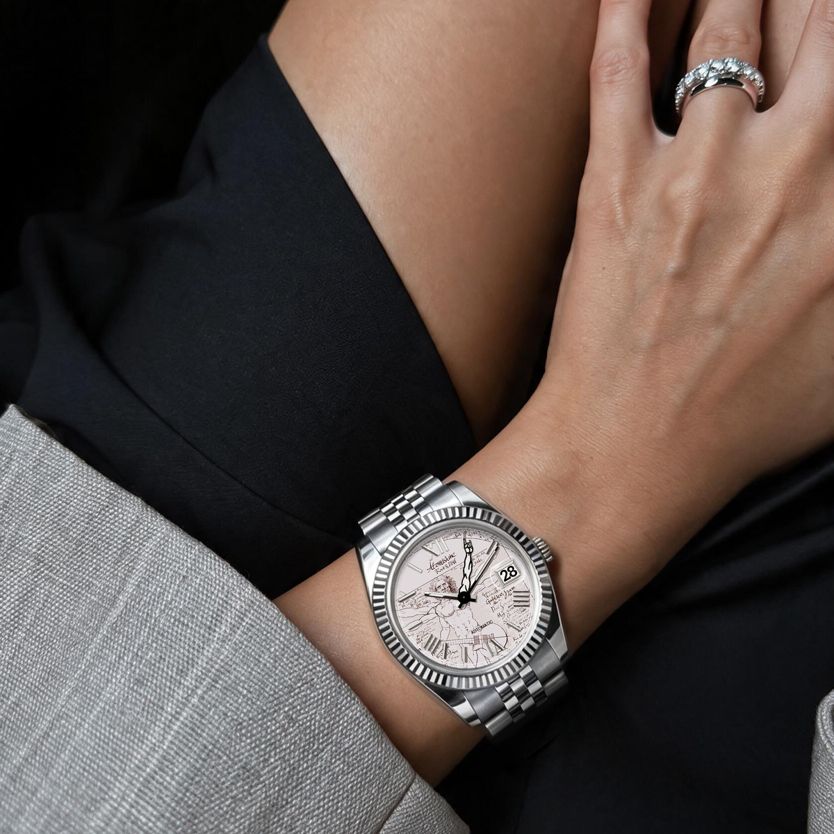 EONDATE MAXI CLASSIC WATCH
