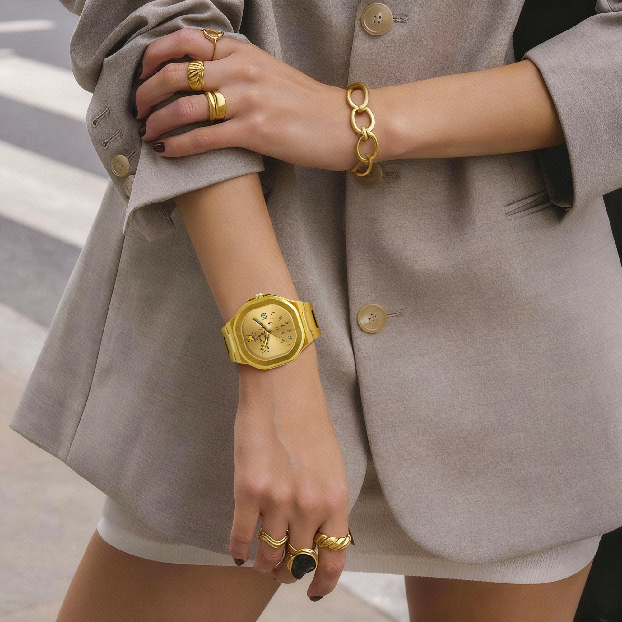 AVANTIQUE CLASSIC WATCH