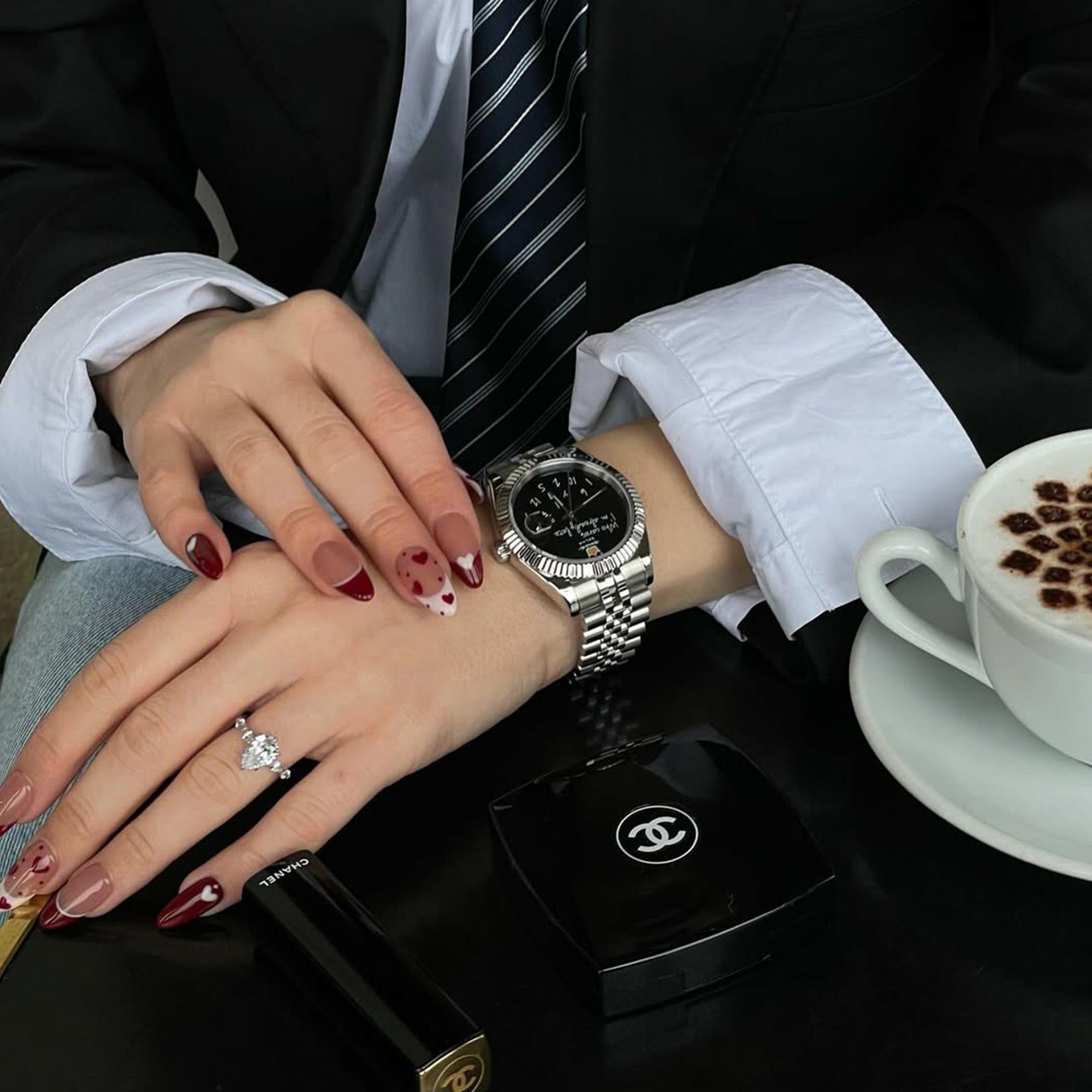 EONDATE MAXI CLASSIC WATCH