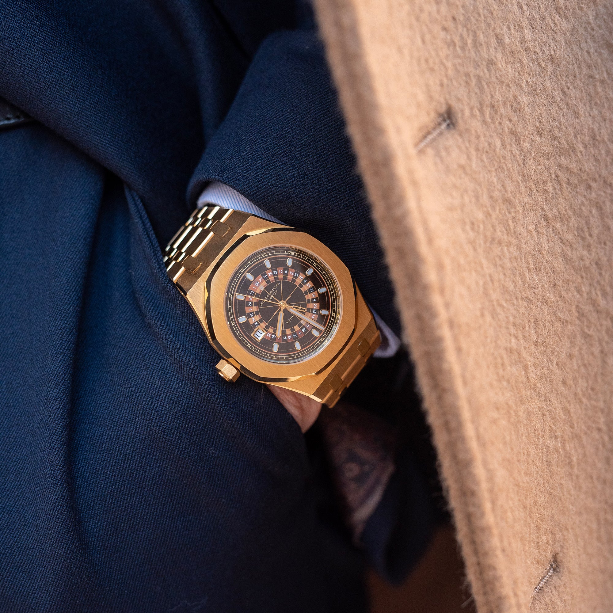 RELOJ CLÁSICO OCTAFORMA
